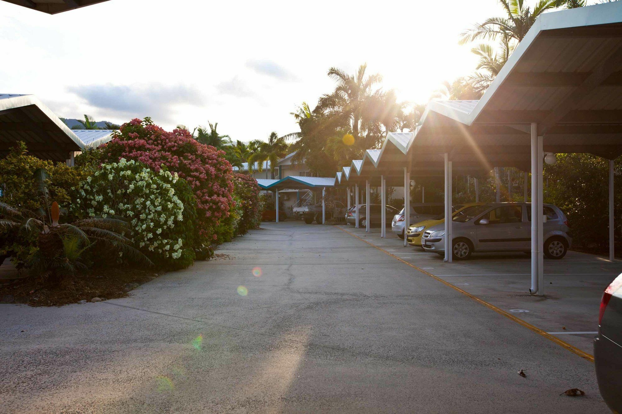 Trinity Beach Pacific Exterior photo